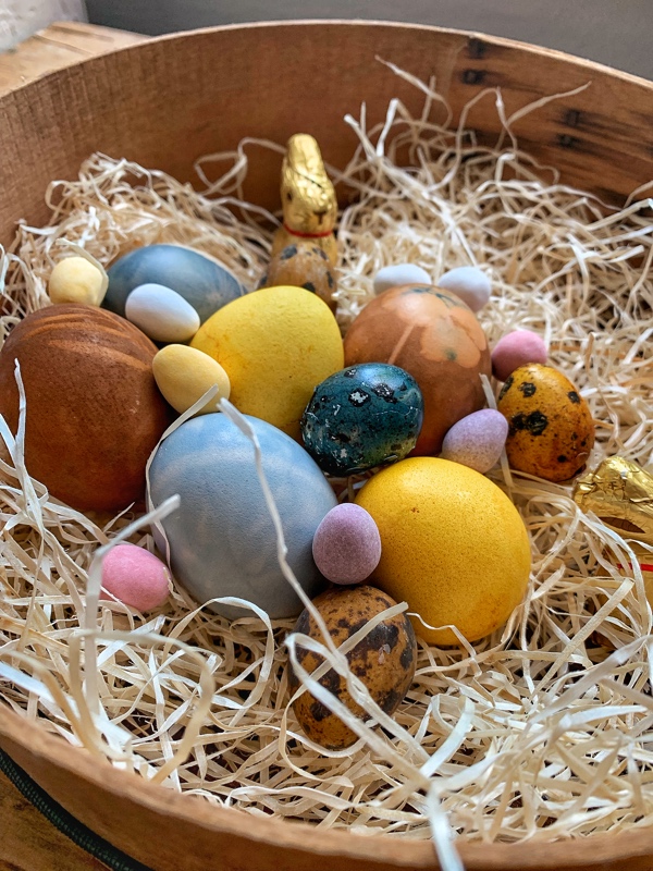 Varené vajíčka prírodnými farbami